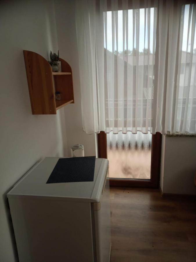 Pokoje Goscinne Tomasz Międzywodzie 外观 照片